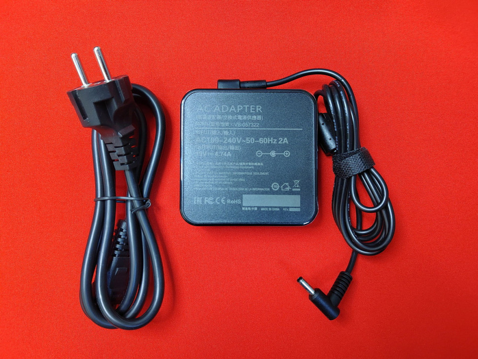 057322 Блок питания (сетевой адаптер) для ноутбуков Asus 19V 4.74A 4.5x3.0mm pin 90W OEM