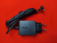 011364 Блок питания (сетевой адаптер) для ноутбуков Asus 19V 1.58A 2.5x0.7mm черный ORIGINAL
